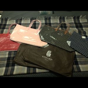 COPY - Goy*rd St. Louis GM (large) totes.